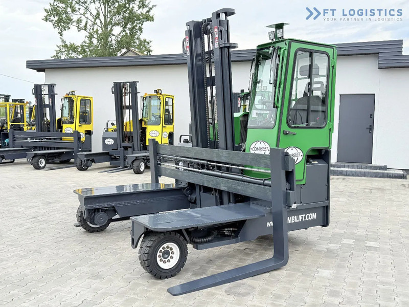 Combilift Combilift C4500 / DIESEL / DUPLEX 4000MM / WIDE FORK POSITIONER / HEATING / FULL CABIN / PERFECT CONDITION / Wide range of four- - 4-κίνητα ανυψωτικό στενών δρόμων: φωτογραφία 2 Combilift Combilift C4500 / DIESEL / DUPLEX 4000MM / WIDE FORK POSITIONER / HEATING / FULL CABIN / PERFECT CONDITION / Wide range of four- - 4-κίνητα ανυψωτικό στενών δρόμων: φωτογραφία 2