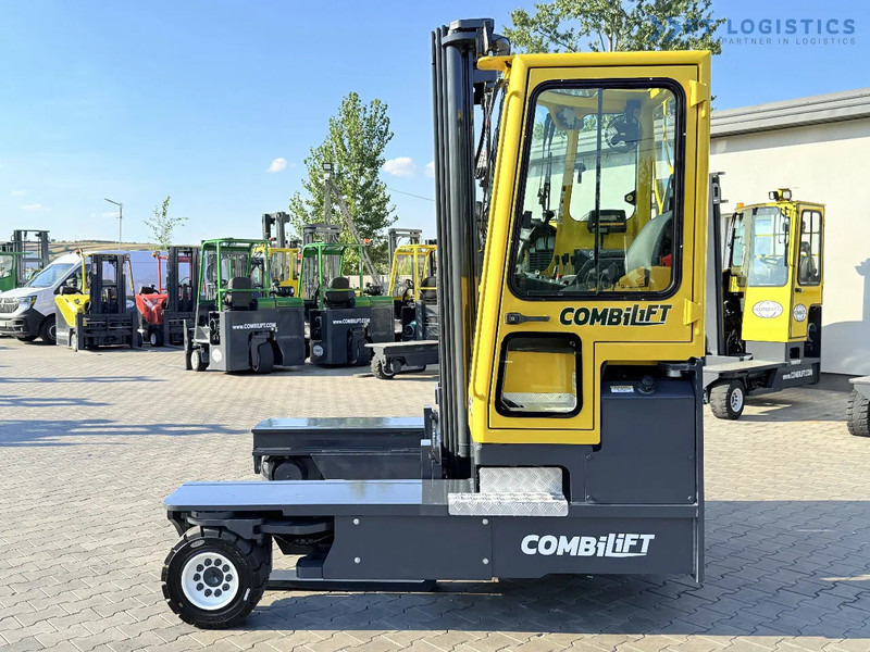 Combilift Combilift C5000 / DIESEL / TRIPLEX 6000MM / FREE LIFT / FORK POSITIONER / BUILT-IN SCALE / HEATING / FULL CABIN / PERFECT CONDIT - 4-κίνητα ανυψωτικό στενών δρόμων: φωτογραφία 4 Combilift Combilift C5000 / DIESEL / TRIPLEX 6000MM / FREE LIFT / FORK POSITIONER / BUILT-IN SCALE / HEATING / FULL CABIN / PERFECT CONDIT - 4-κίνητα ανυψωτικό στενών δρόμων: φωτογραφία 4