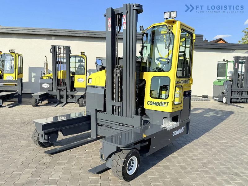 Combilift Combilift C5000 / DIESEL / TRIPLEX 6000MM / FREE LIFT / FORK POSITIONER / BUILT-IN SCALE / HEATING / FULL CABIN / PERFECT CONDIT - 4-κίνητα ανυψωτικό στενών δρόμων: φωτογραφία 1 Combilift Combilift C5000 / DIESEL / TRIPLEX 6000MM / FREE LIFT / FORK POSITIONER / BUILT-IN SCALE / HEATING / FULL CABIN / PERFECT CONDIT - 4-κίνητα ανυψωτικό στενών δρόμων: φωτογραφία 1