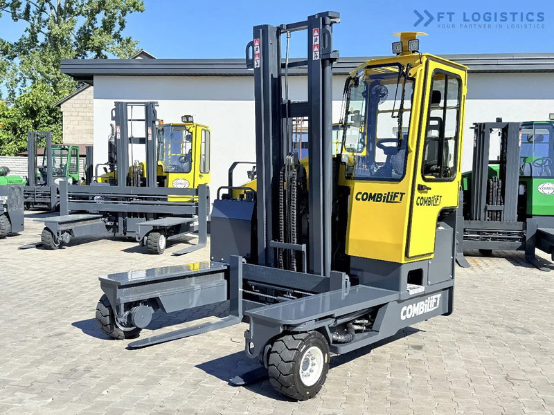 Combilift Combilift FOUR-WAY MULTIDIRECTIONAL FORKLIFT C4000 / DIESEL / DUPLEX 4100MM / ONLY 2888 HOURS / FORK POSITIONER / FULL CABIN – H - 4-κίνητα ανυψωτικό στενών δρόμων: φωτογραφία 3 Combilift Combilift FOUR-WAY MULTIDIRECTIONAL FORKLIFT C4000 / DIESEL / DUPLEX 4100MM / ONLY 2888 HOURS / FORK POSITIONER / FULL CABIN – H - 4-κίνητα ανυψωτικό στενών δρόμων: φωτογραφία 3