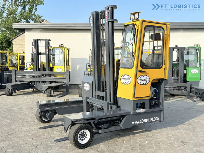Combilift Combilift FOUR-WAY MULTIDIRECTIONAL FORKLIFT C4000 / GAS / DUPLEX 4500MM / ONLY 6604 HOURS / SIDE SHIFT / FULL CABIN / PERFECT C - 4-κίνητα ανυψωτικό στενών δρόμων: φωτογραφία 2 Combilift Combilift FOUR-WAY MULTIDIRECTIONAL FORKLIFT C4000 / GAS / DUPLEX 4500MM / ONLY 6604 HOURS / SIDE SHIFT / FULL CABIN / PERFECT C - 4-κίνητα ανυψωτικό στενών δρόμων: φωτογραφία 2