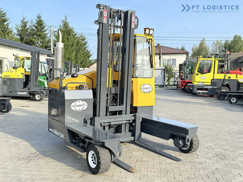 Combilift Combilift FOUR-WAY MULTIDIRECTIONAL FORKLIFT C4000 / GAS / DUPLEX 4500MM / ONLY 6604 HOURS / SIDE SHIFT / FULL CABIN / PERFECT C - 4-κίνητα ανυψωτικό στενών δρόμων: φωτογραφία 5 Combilift Combilift FOUR-WAY MULTIDIRECTIONAL FORKLIFT C4000 / GAS / DUPLEX 4500MM / ONLY 6604 HOURS / SIDE SHIFT / FULL CABIN / PERFECT C - 4-κίνητα ανυψωτικό στενών δρόμων: φωτογραφία 5