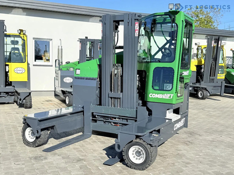 Combilift Combilift FOUR-WAY MULTIDIRECTIONAL FORKLIFT C4500 / DIESEL / TRIPLEX 4900MM / ONLY 4854 HOURS / FORK POSITIONER / FULL CABIN – - 4-κίνητα ανυψωτικό στενών δρόμων: φωτογραφία 5 Combilift Combilift FOUR-WAY MULTIDIRECTIONAL FORKLIFT C4500 / DIESEL / TRIPLEX 4900MM / ONLY 4854 HOURS / FORK POSITIONER / FULL CABIN – - 4-κίνητα ανυψωτικό στενών δρόμων: φωτογραφία 5