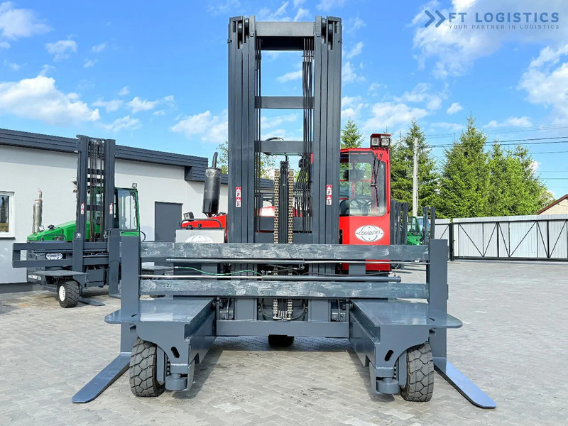 Combilift Combilift Wózki 4-kierunkowe C8000 / GAS / TRIPLEX 8300 / WIDE FORK POSITIRONER / FREE-LIFT / A comprehensive range of four-way - 4-κίνητα ανυψωτικό στενών δρόμων: φωτογραφία 4 Combilift Combilift Wózki 4-kierunkowe C8000 / GAS / TRIPLEX 8300 / WIDE FORK POSITIRONER / FREE-LIFT / A comprehensive range of four-way - 4-κίνητα ανυψωτικό στενών δρόμων: φωτογραφία 4