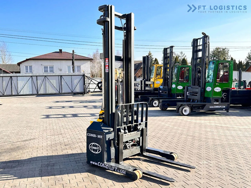 Combilift WR-4 / DUPLEX / 4.5M / 2017 / ONLY 30 MTH / LIKE NEW / 1500KG - Μηχάνημα στοίβαξης: φωτογραφία 2 Combilift WR-4 / DUPLEX / 4.5M / 2017 / ONLY 30 MTH / LIKE NEW / 1500KG - Μηχάνημα στοίβαξης: φωτογραφία 2