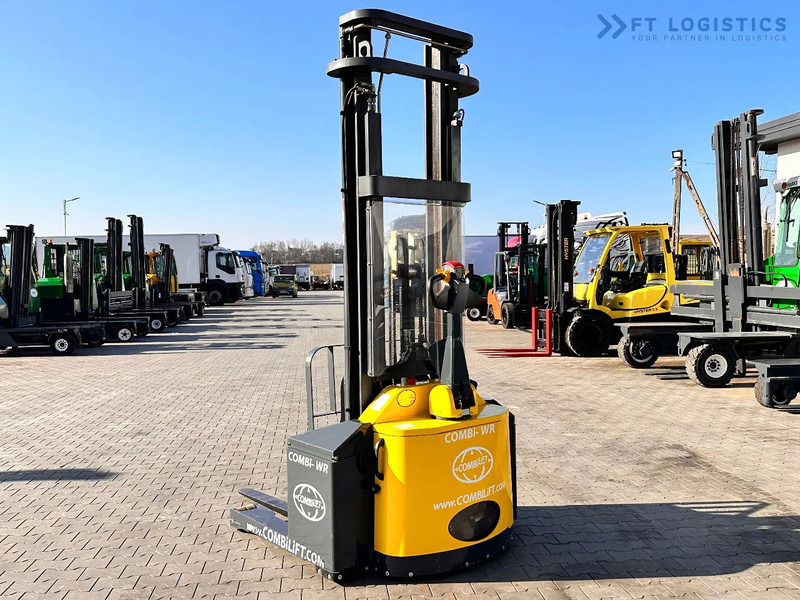 Combilift WR-4 / DUPLEX / 4.5M / 2017 / ONLY 30 MTH / LIKE NEW / 1500KG - Μηχάνημα στοίβαξης: φωτογραφία 5 Combilift WR-4 / DUPLEX / 4.5M / 2017 / ONLY 30 MTH / LIKE NEW / 1500KG - Μηχάνημα στοίβαξης: φωτογραφία 5