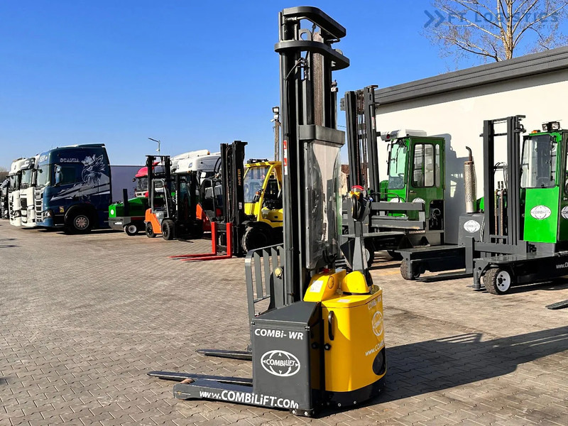 Combilift WR-4 / DUPLEX / 4.5M / 2017 / ONLY 30 MTH / LIKE NEW / 1500KG - Μηχάνημα στοίβαξης: φωτογραφία 1 Combilift WR-4 / DUPLEX / 4.5M / 2017 / ONLY 30 MTH / LIKE NEW / 1500KG - Μηχάνημα στοίβαξης: φωτογραφία 1