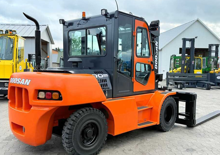 Doosan DOOSAN / DUPLEX 3000MM / SIDE SHIFT / FORK POSITIONER / 2500MM FORKS / 7000KG / CABIN / LIKE NEW - Πετρελαιοκίνητο περονοφόρο: φωτογραφία 5 Doosan DOOSAN / DUPLEX 3000MM / SIDE SHIFT / FORK POSITIONER / 2500MM FORKS / 7000KG / CABIN / LIKE NEW - Πετρελαιοκίνητο περονοφόρο: φωτογραφία 5