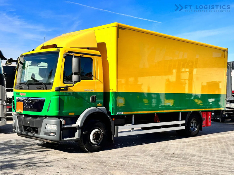 MAN TGM 15.250 MAN TGM 15.250 4X2 / CONTAINER - 16 PALLETS / TAIL LIFT / TIRES 80% / PERFECT CONDITION - Φορτηγό κόφα: φωτογραφία 1 MAN TGM 15.250 MAN TGM 15.250 4X2 / CONTAINER - 16 PALLETS / TAIL LIFT / TIRES 80% / PERFECT CONDITION - Φορτηγό κόφα: φωτογραφία 1