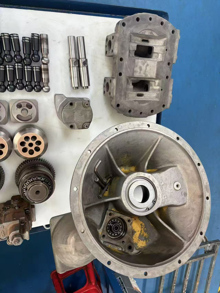 CATERPILLAR 320B pump - Υδραυλική αντλία για Ερπυστριοφόρος εκσκαφέας: φωτογραφία 1 CATERPILLAR 320B pump - Υδραυλική αντλία για Ερπυστριοφόρος εκσκαφέας: φωτογραφία 1