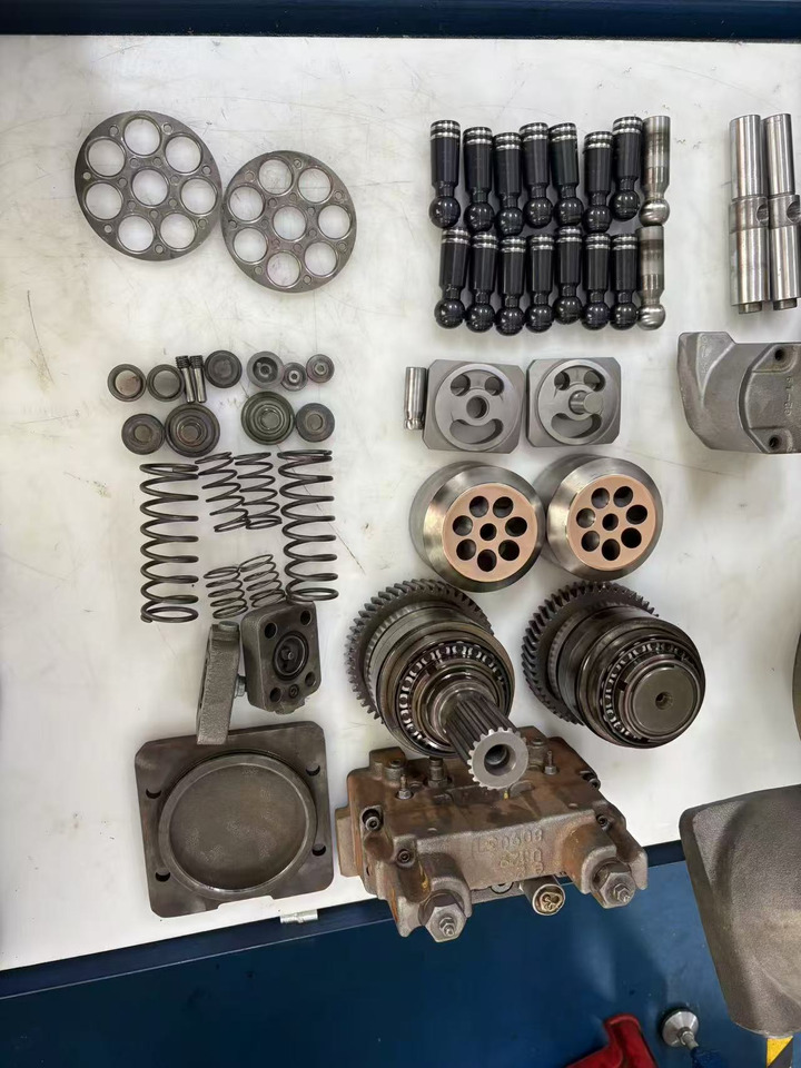 CATERPILLAR 320B pump - Υδραυλική αντλία για Ερπυστριοφόρος εκσκαφέας: φωτογραφία 2 CATERPILLAR 320B pump - Υδραυλική αντλία για Ερπυστριοφόρος εκσκαφέας: φωτογραφία 2