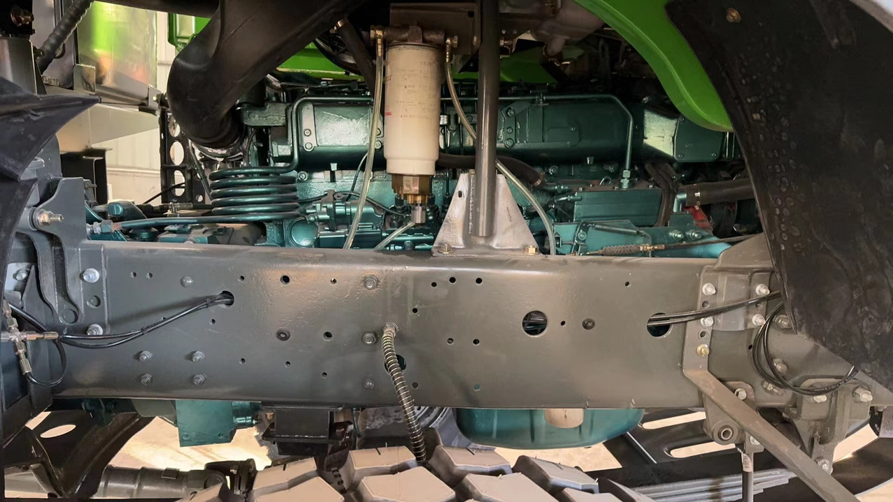 HOWO 6*6 dump truck - Φορτηγό ανατρεπόμενο: φωτογραφία 4 HOWO 6*6 dump truck - Φορτηγό ανατρεπόμενο: φωτογραφία 4