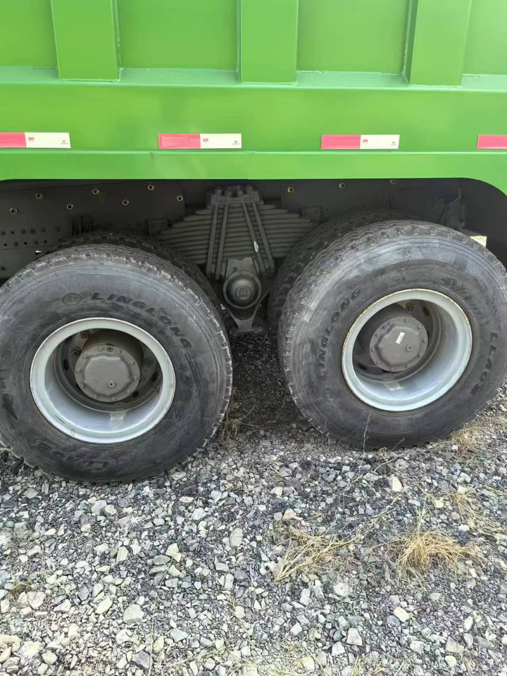 HOWO HOWO 6*6 dump truck - Φορτηγό ανατρεπόμενο: φωτογραφία 5 HOWO HOWO 6*6 dump truck - Φορτηγό ανατρεπόμενο: φωτογραφία 5