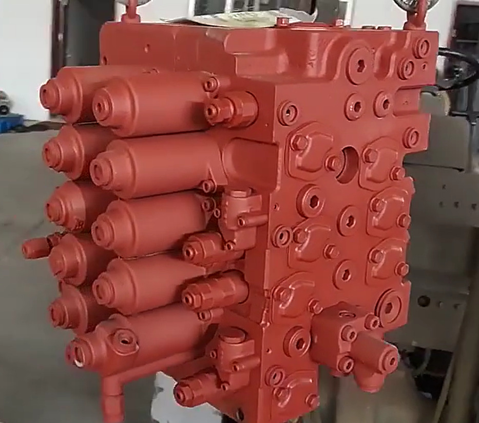 HYUNDAI R210-7 31Q6-16113 31Q6-16111 - Υδραυλική βαλβίδα για Εκσκαφέας: φωτογραφία 1 HYUNDAI R210-7 31Q6-16113 31Q6-16111 - Υδραυλική βαλβίδα για Εκσκαφέας: φωτογραφία 1