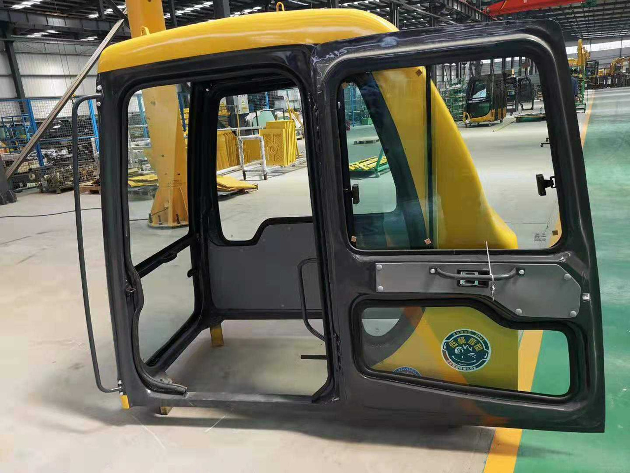 KOMATSU PC40  PC50MR-2  PC60 - Καμπίνα για Εκσκαφέας: φωτογραφία 4 KOMATSU PC40  PC50MR-2  PC60 - Καμπίνα για Εκσκαφέας: φωτογραφία 4