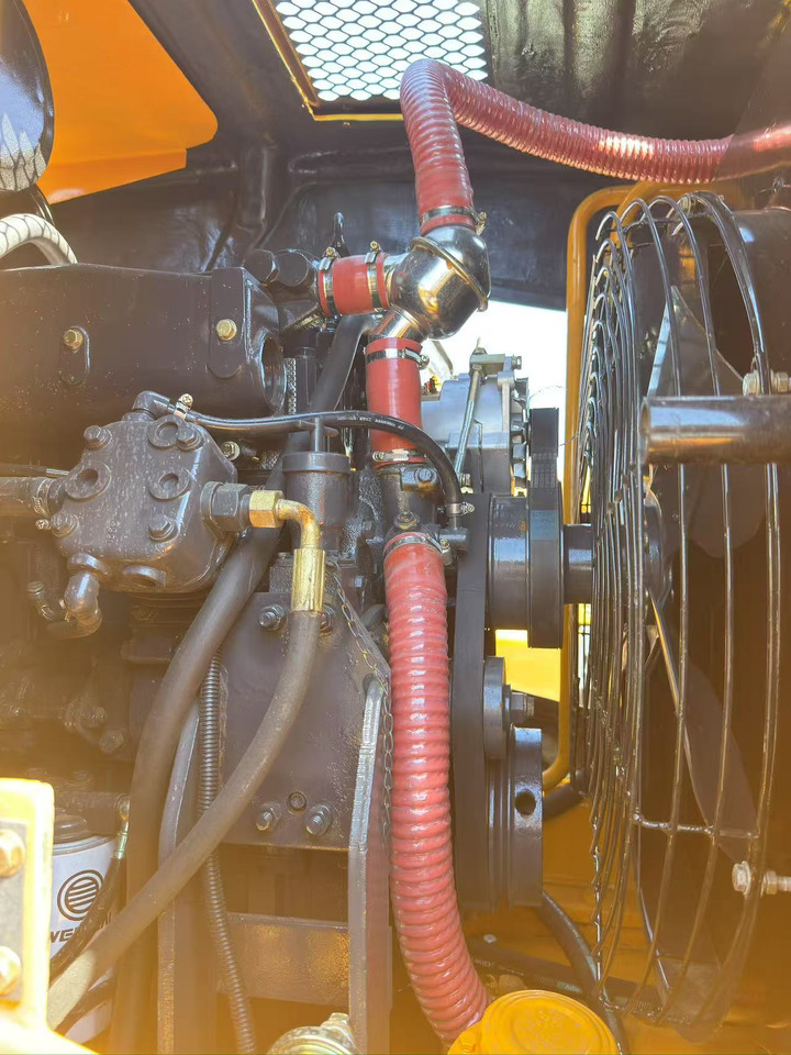 LIUGONG 856 - Ελαστιχοφόρος φορτωτής: φωτογραφία 3 LIUGONG 856 - Ελαστιχοφόρος φορτωτής: φωτογραφία 3