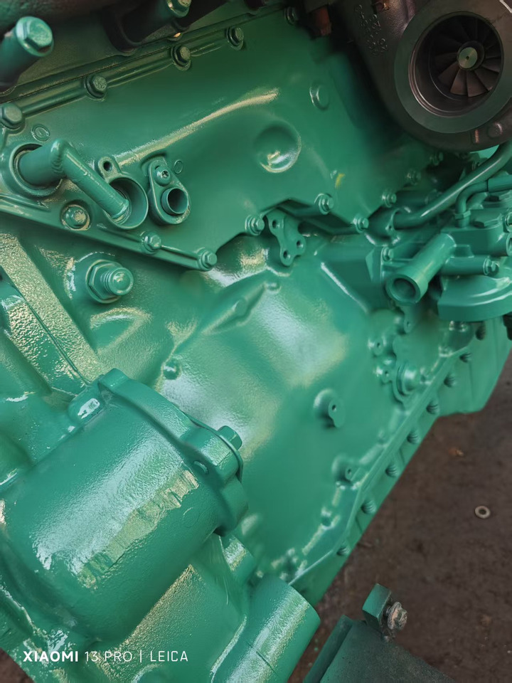 VOLVO D12D - Κινητήρας για Εκσκαφέας: φωτογραφία 4 VOLVO D12D - Κινητήρας για Εκσκαφέας: φωτογραφία 4