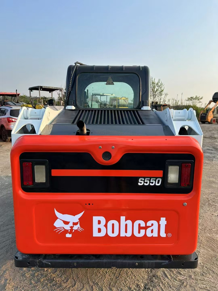 BOBCAT High Performance Low Hours Excellent Condition Reliable Second Hand Bobcat S550 Skid Steer Loader in Stock for Sale - Φορτωτής πλάγιας ολίσθησης: φωτογραφία 4 BOBCAT High Performance Low Hours Excellent Condition Reliable Second Hand Bobcat S550 Skid Steer Loader in Stock for Sale - Φορτωτής πλάγιας ολίσθησης: φωτογραφία 4