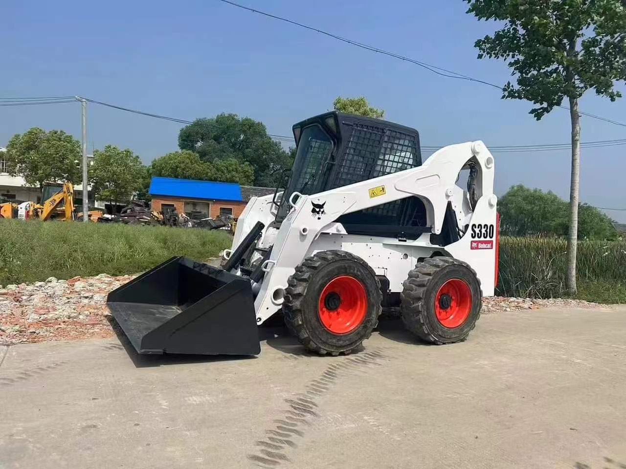 BOBCAT Used Heavy Construction Equipment bobcat S330 Second Hand Skid Steers Used Machine Hot Sale - Φορτωτής πλάγιας ολίσθησης: φωτογραφία 2 BOBCAT Used Heavy Construction Equipment bobcat S330 Second Hand Skid Steers Used Machine Hot Sale - Φορτωτής πλάγιας ολίσθησης: φωτογραφία 2