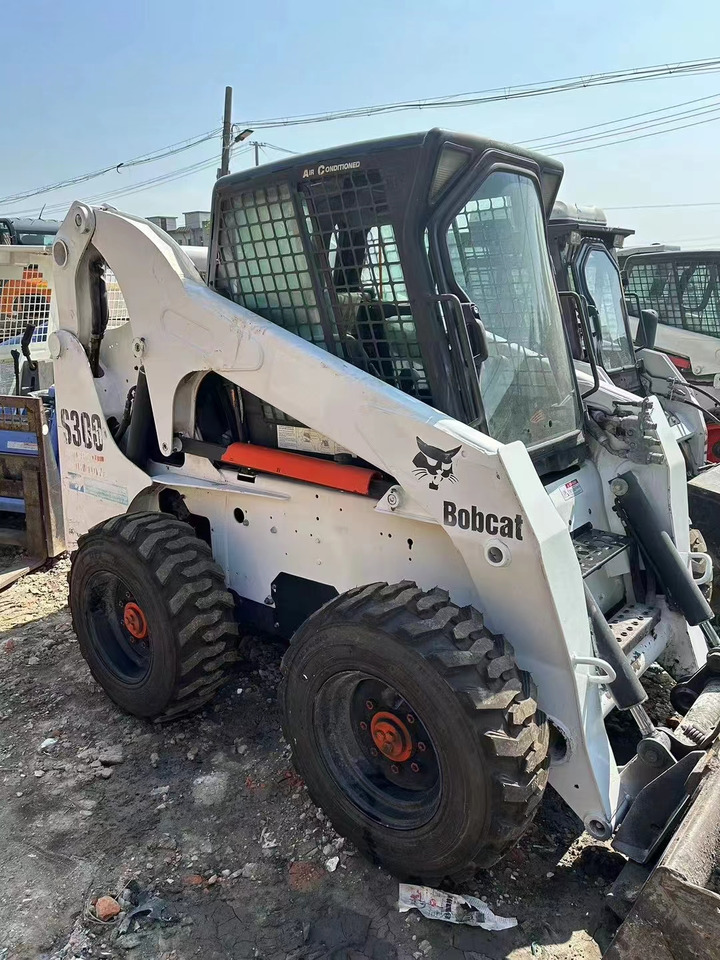 High Quality Mini Construction Machine Used Bobcat Skid Steer Loader S300 in Stock for Sale Bobcat Loader With Low Price - Φορτωτής πλάγιας ολίσθησης: φωτογραφία 3 High Quality Mini Construction Machine Used Bobcat Skid Steer Loader S300 in Stock for Sale Bobcat Loader With Low Price - Φορτωτής πλάγιας ολίσθησης: φωτογραφία 3
