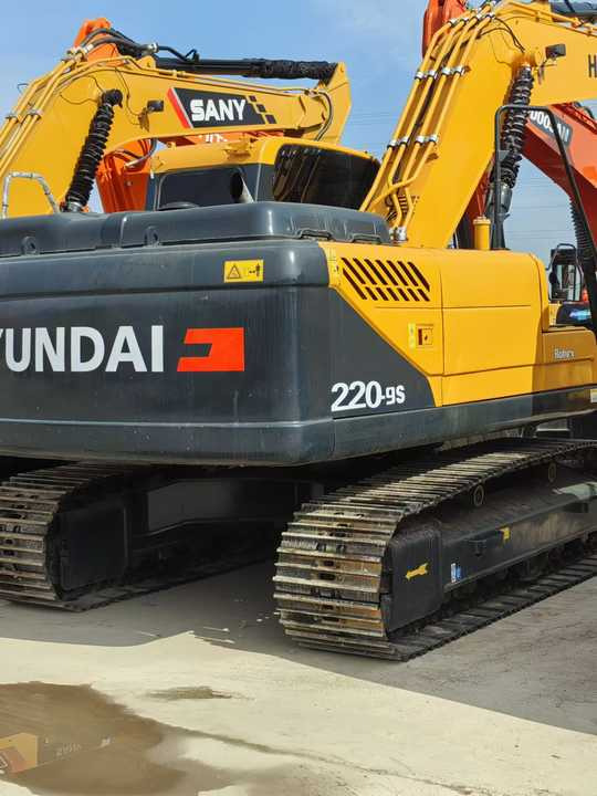 Ερπυστριοφόρος εκσκαφέας High Quality Used Hyundai 220lc-9s Excavators 22 Ton Hydraulic Crawler Used hyundai 210 220 215 305  Excavators for Sale: φωτογραφία 6