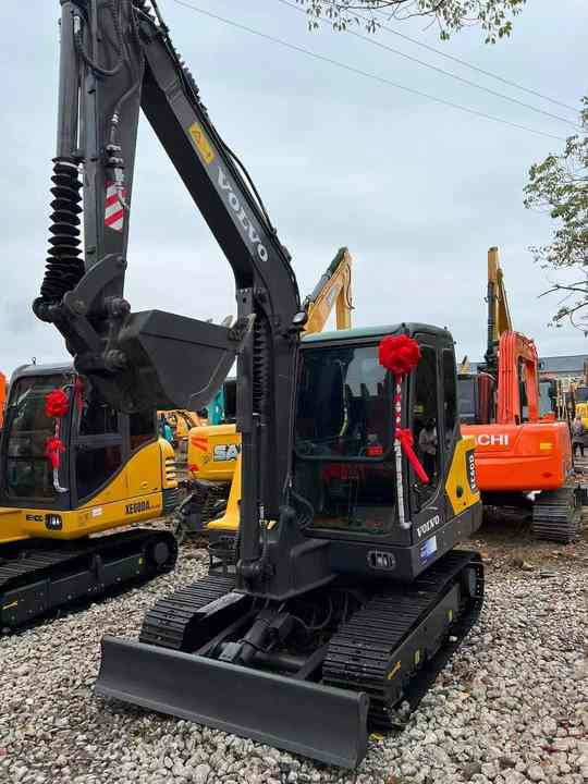 High Quality Used Volvo EC60D Excavator for Sale 6 Ton Compact Machine, Excellent Condition, Ready for Work! - Ερπυστριοφόρος εκσκαφέας: φωτογραφία 3 High Quality Used Volvo EC60D Excavator for Sale 6 Ton Compact Machine, Excellent Condition, Ready for Work! - Ερπυστριοφόρος εκσκαφέας: φωτογραφία 3