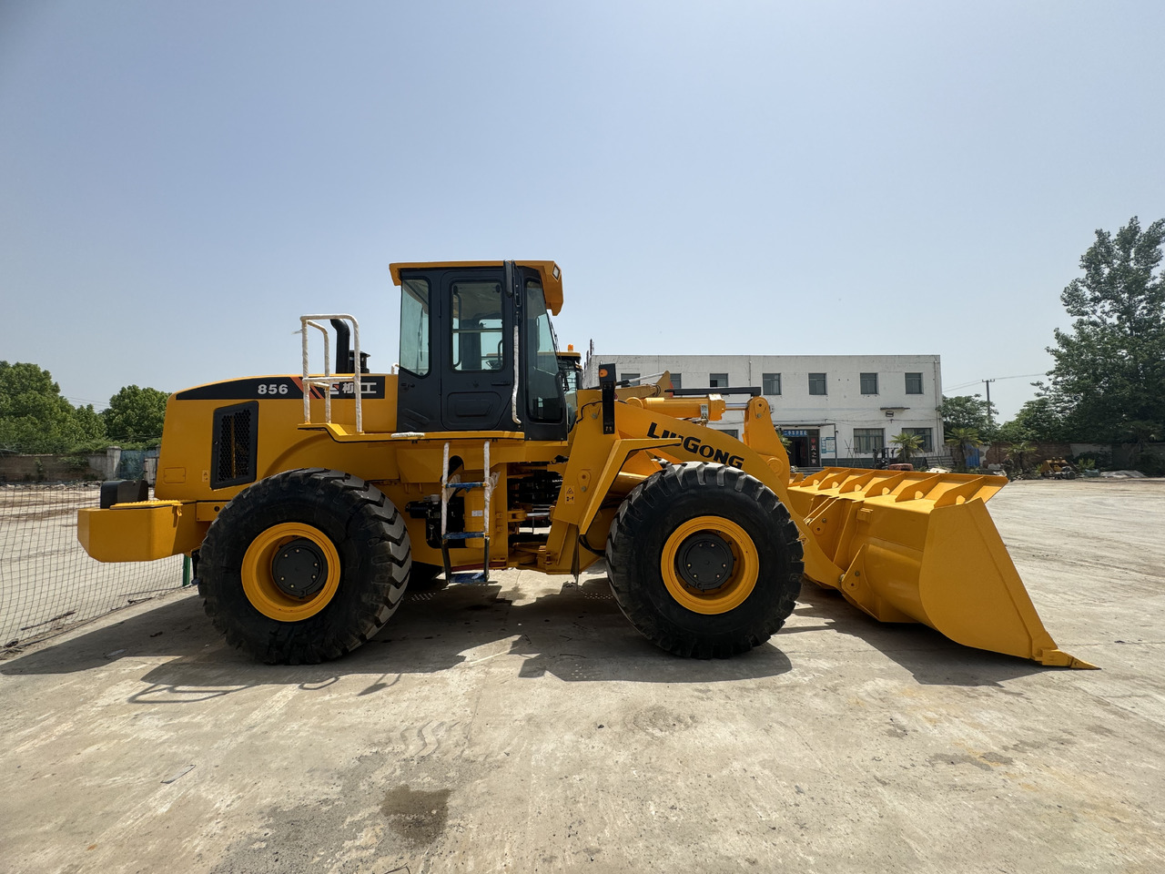 LIUGONG Used LIUGONG LOADER 856 Second-hand - Ελαστιχοφόρος φορτωτής: φωτογραφία 4 LIUGONG Used LIUGONG LOADER 856 Second-hand - Ελαστιχοφόρος φορτωτής: φωτογραφία 4