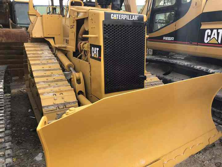 Nice Condition D4h Cat Bulldozer CAT Used Dozer for Sale - Μπουλντόζα: φωτογραφία 2 Nice Condition D4h Cat Bulldozer CAT Used Dozer for Sale - Μπουλντόζα: φωτογραφία 2