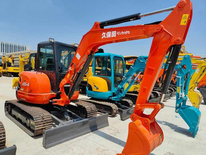 Perfect Condition Kubota U55-4 Japan Brand Mini Excavator with Pusher for Sale Kubota U25 35 55 5tons - Μίνι εκσκαφέας: φωτογραφία 4 Perfect Condition Kubota U55-4 Japan Brand Mini Excavator with Pusher for Sale Kubota U25 35 55 5tons - Μίνι εκσκαφέας: φωτογραφία 4