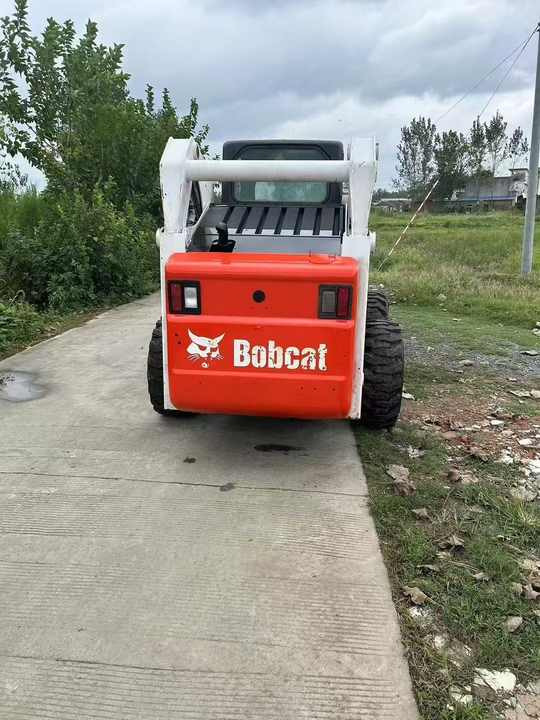 USED BOBCAT S300 Skid-steer Loader with Very Good Performance Is for Sale at a Low Price. S160/s185/s220/330 in Stock - Φορτωτής πλάγιας ολίσθησης: φωτογραφία 3 USED BOBCAT S300 Skid-steer Loader with Very Good Performance Is for Sale at a Low Price. S160/s185/s220/330 in Stock - Φορτωτής πλάγιας ολίσθησης: φωτογραφία 3