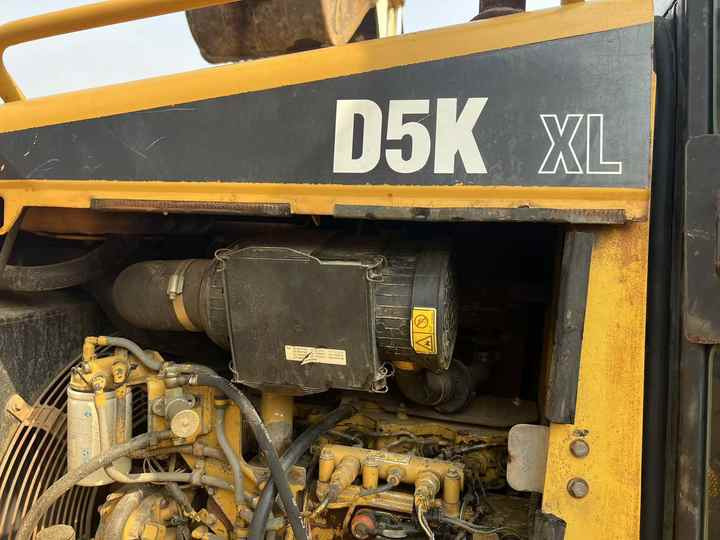 Used Cat Mini Bulldozer D5k Cat Dozers - Μπουλντόζα: φωτογραφία 3 Used Cat Mini Bulldozer D5k Cat Dozers - Μπουλντόζα: φωτογραφία 3