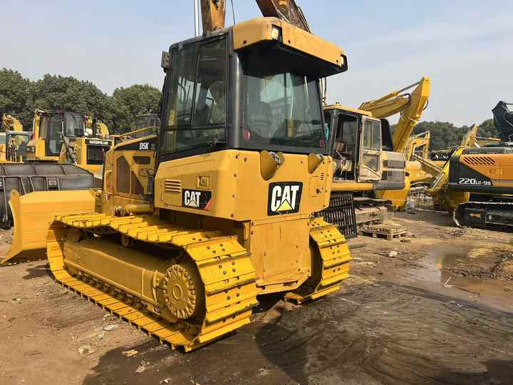 Used Cat Mini Bulldozer D5k Cat Dozers - Μπουλντόζα: φωτογραφία 4 Used Cat Mini Bulldozer D5k Cat Dozers - Μπουλντόζα: φωτογραφία 4