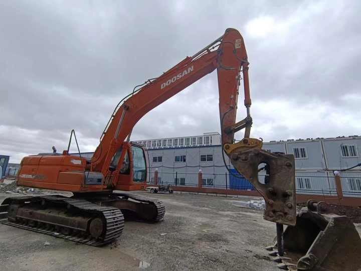 Used Digger Doosan DX225LC-9T Construction Machinery Construction Digger Used Doosan DX225LC-9T Cheap Excavator - Ερπυστριοφόρος εκσκαφέας: φωτογραφία 4 Used Digger Doosan DX225LC-9T Construction Machinery Construction Digger Used Doosan DX225LC-9T Cheap Excavator - Ερπυστριοφόρος εκσκαφέας: φωτογραφία 4