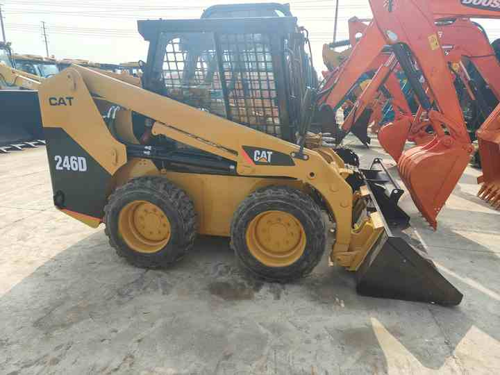 Used Front Loader Tractor CAT 246D Skid Steer Loader / Used Cat 226B 246C 246d Mini Skid Steer Loader in Stock - Φορτωτής πλάγιας ολίσθησης: φωτογραφία 2 Used Front Loader Tractor CAT 246D Skid Steer Loader / Used Cat 226B 246C 246d Mini Skid Steer Loader in Stock - Φορτωτής πλάγιας ολίσθησης: φωτογραφία 2