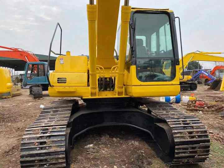 Used Good Quality Japan Original PC200-7 in Good Condition PC200-7 Komatsu - Ερπυστριοφόρος εκσκαφέας: φωτογραφία 4 Used Good Quality Japan Original PC200-7 in Good Condition PC200-7 Komatsu - Ερπυστριοφόρος εκσκαφέας: φωτογραφία 4
