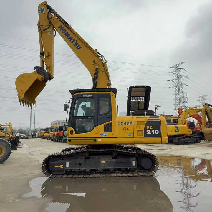 Used Good Quality Japan Original PC210-8 in Good Condition PC210-8 Komatsu - Ερπυστριοφόρος εκσκαφέας: φωτογραφία 1 Used Good Quality Japan Original PC210-8 in Good Condition PC210-8 Komatsu - Ερπυστριοφόρος εκσκαφέας: φωτογραφία 1