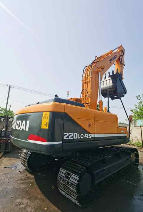 Used HYUNDAI R220-9S New Model Excavator Second Hand Machine Popular Brand Korean hyundai Hydraulic Machinery - Εκσκαφέας: φωτογραφία 5 Used HYUNDAI R220-9S New Model Excavator Second Hand Machine Popular Brand Korean hyundai Hydraulic Machinery - Εκσκαφέας: φωτογραφία 5
