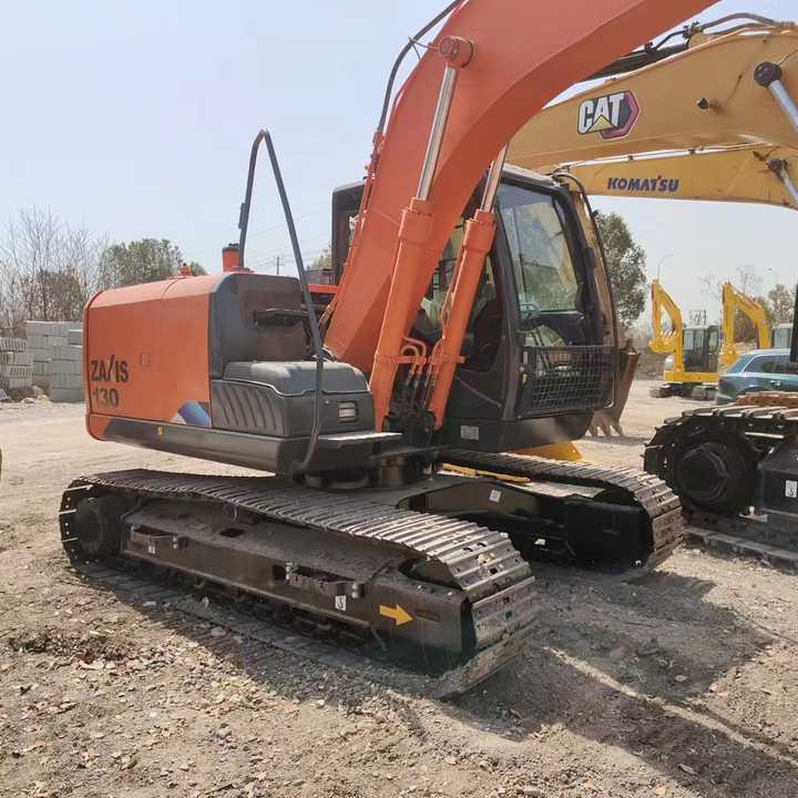 Used Hitachi ZX130 Excavator Japan Made Hitachi Used Excavator Zx120 Zx130 for Sale - Εκσκαφέας: φωτογραφία 3 Used Hitachi ZX130 Excavator Japan Made Hitachi Used Excavator Zx120 Zx130 for Sale - Εκσκαφέας: φωτογραφία 3