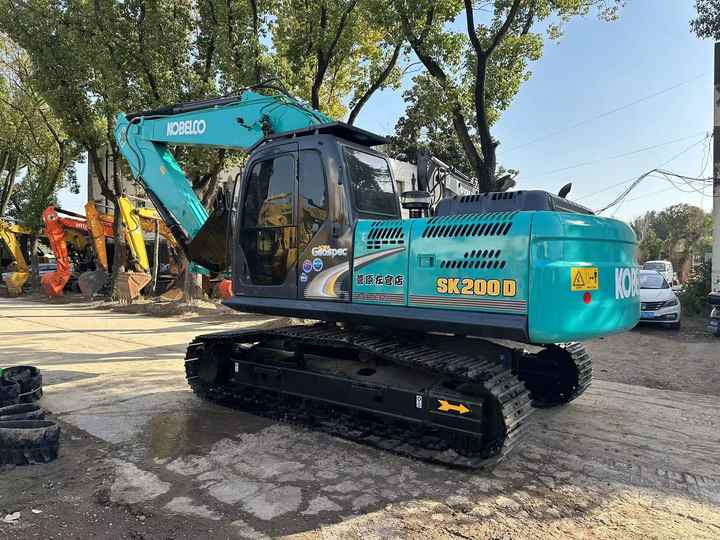 Used Japan Original Brand Kobelco Sk200-8 Excavator in High Quality for Sale High Working Efficiency - Ερπυστριοφόρος εκσκαφέας: φωτογραφία 3 Used Japan Original Brand Kobelco Sk200-8 Excavator in High Quality for Sale High Working Efficiency - Ερπυστριοφόρος εκσκαφέας: φωτογραφία 3