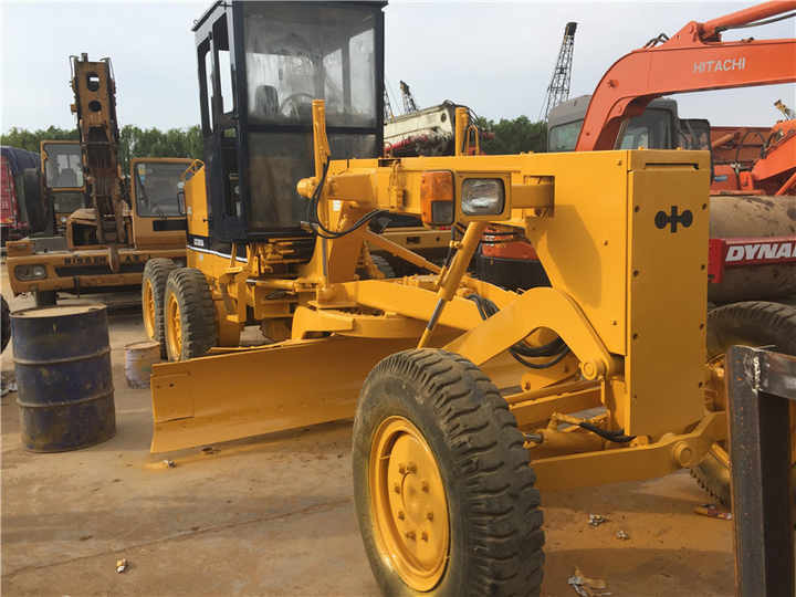 Used Komatsu GD305 Motor Grader Cheap Price Komatsu Road Grader GD305 Good Condition in China - Γκρέιντερ: φωτογραφία 5 Used Komatsu GD305 Motor Grader Cheap Price Komatsu Road Grader GD305 Good Condition in China - Γκρέιντερ: φωτογραφία 5