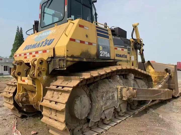 Used Large Komatsu 275 Bulldozer Komatsu D275A-5 Bulldozer Original Paint Strong Power in Very Good Condition Low Price for Sale - Μπουλντόζα: φωτογραφία 4 Used Large Komatsu 275 Bulldozer Komatsu D275A-5 Bulldozer Original Paint Strong Power in Very Good Condition Low Price for Sale - Μπουλντόζα: φωτογραφία 4