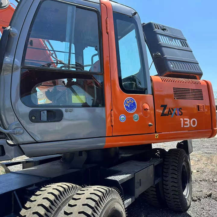 Used Wheel Excavator Hitachi ZX 130W Made in Japan 13ton Hitachi Zx130w Wheel Excavator Price Used Hitachi Zx130 Excavator SALE - Τροχοφόρος εκσκαφέας: φωτογραφία 1 Used Wheel Excavator Hitachi ZX 130W Made in Japan 13ton Hitachi Zx130w Wheel Excavator Price Used Hitachi Zx130 Excavator SALE - Τροχοφόρος εκσκαφέας: φωτογραφία 1