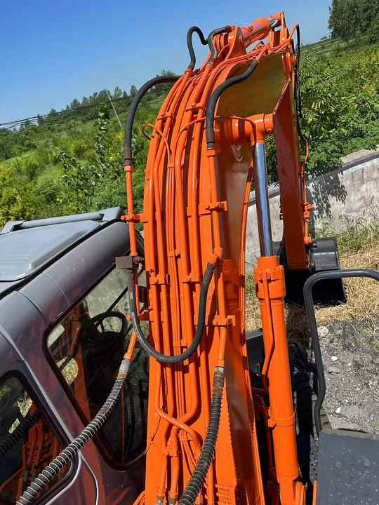 Τροχοφόρος εκσκαφέας Used Wheel Excavator Hitachi ZX 130W Made in Japan 13ton Hitachi Zx130w Wheel Excavator Price Used Hitachi Zx130 Excavator SALE: φωτογραφία 6