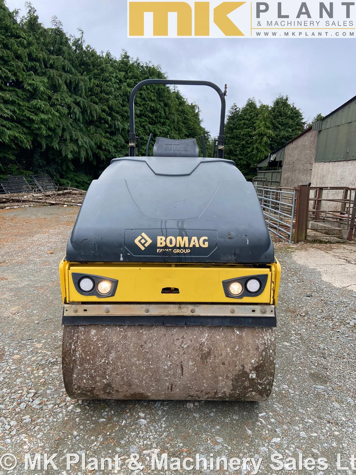 BOMAG BW135AD-5 - Οδοστρωτήρας: φωτογραφία 2 BOMAG BW135AD-5 - Οδοστρωτήρας: φωτογραφία 2