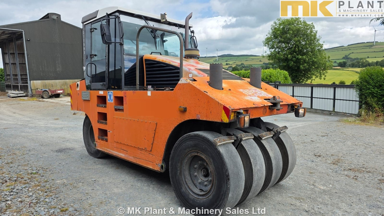 BOMAG BW24R (Stavostroj VP2400 / Ammann AP2400) - Πνευματικός οδοστρωτήρας: φωτογραφία 5 BOMAG BW24R (Stavostroj VP2400 / Ammann AP2400) - Πνευματικός οδοστρωτήρας: φωτογραφία 5