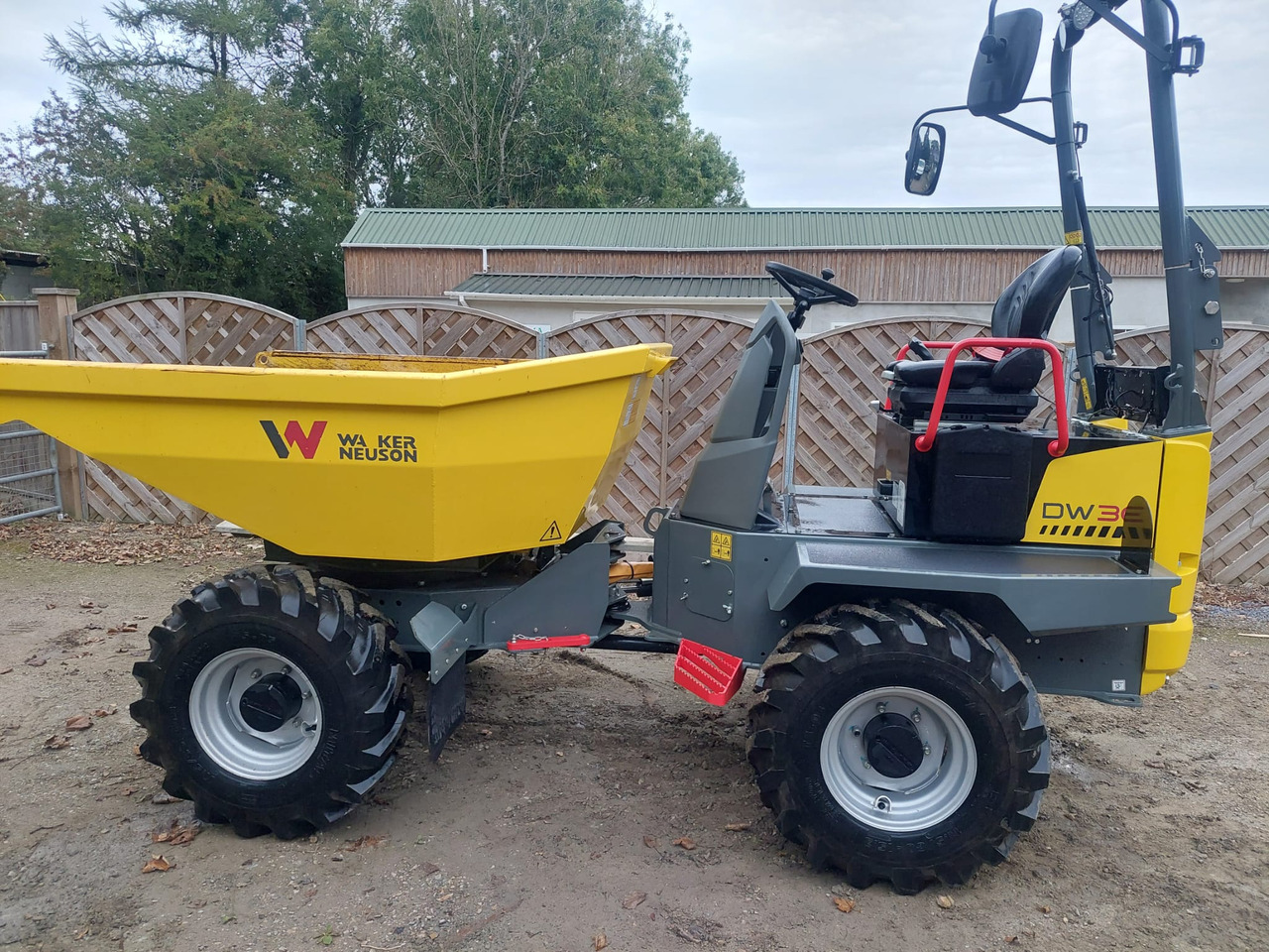 Wacker Neuson DW30S - Ανατρεπόμενο όχημα: φωτογραφία 1 Wacker Neuson DW30S - Ανατρεπόμενο όχημα: φωτογραφία 1