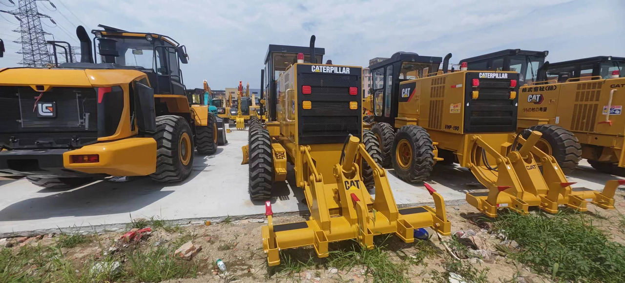 CATERPILLAR 140M - Γκρέιντερ: φωτογραφία 2 CATERPILLAR 140M - Γκρέιντερ: φωτογραφία 2