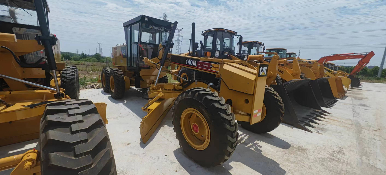 CATERPILLAR 140M - Γκρέιντερ: φωτογραφία 3 CATERPILLAR 140M - Γκρέιντερ: φωτογραφία 3