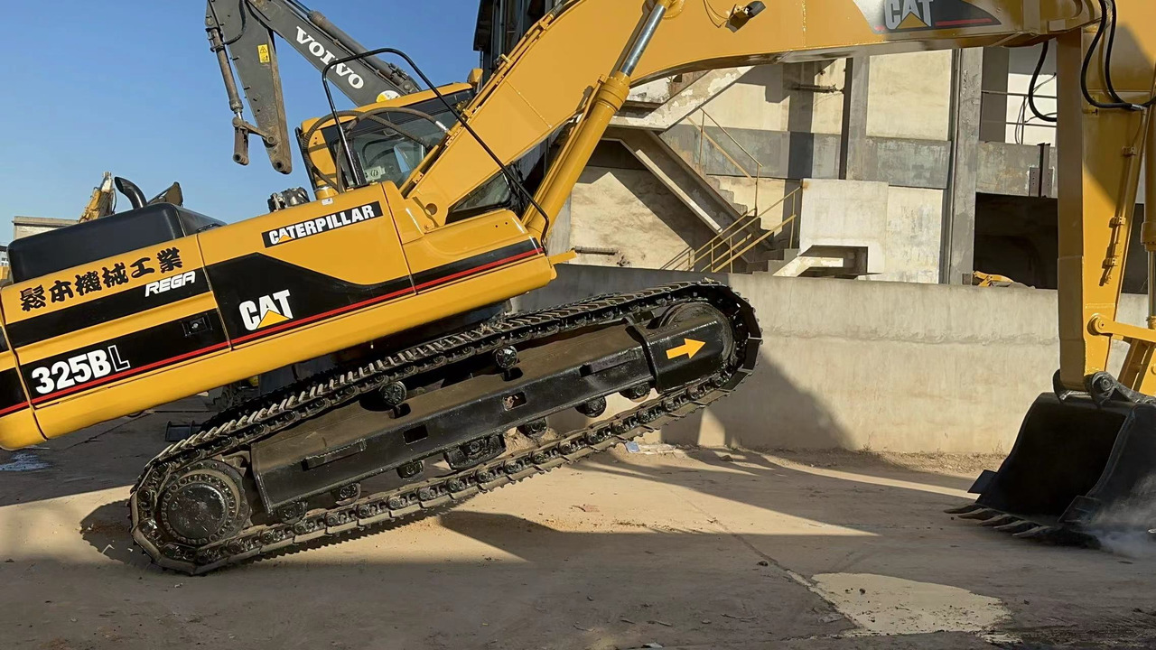 CATERPILLAR 325BL - Ερπυστριοφόρος εκσκαφέας: φωτογραφία 2 CATERPILLAR 325BL - Ερπυστριοφόρος εκσκαφέας: φωτογραφία 2