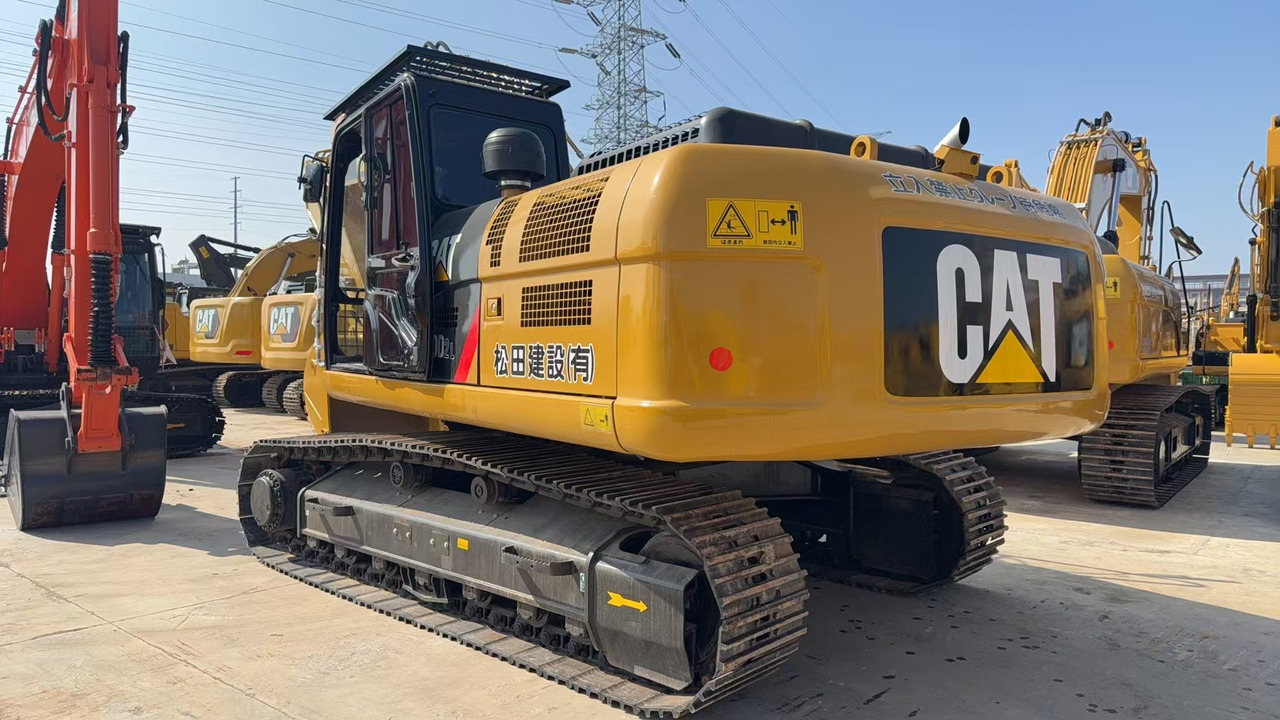 CATERPILLAR 330D2 - Ερπυστριοφόρος εκσκαφέας: φωτογραφία 1 CATERPILLAR 330D2 - Ερπυστριοφόρος εκσκαφέας: φωτογραφία 1